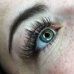 2 Week Fill Set of Premium Classic Lash Extension - Lovely Lashes Galway 